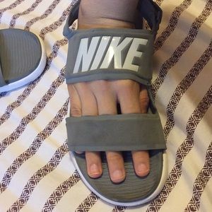 Nike Women sandals